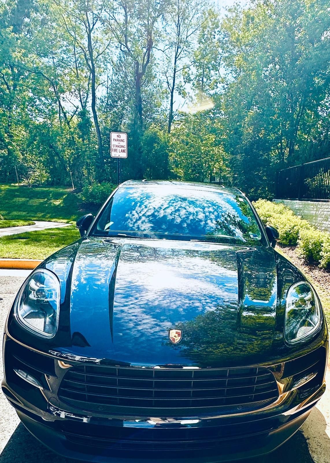Glossy exterior car finish