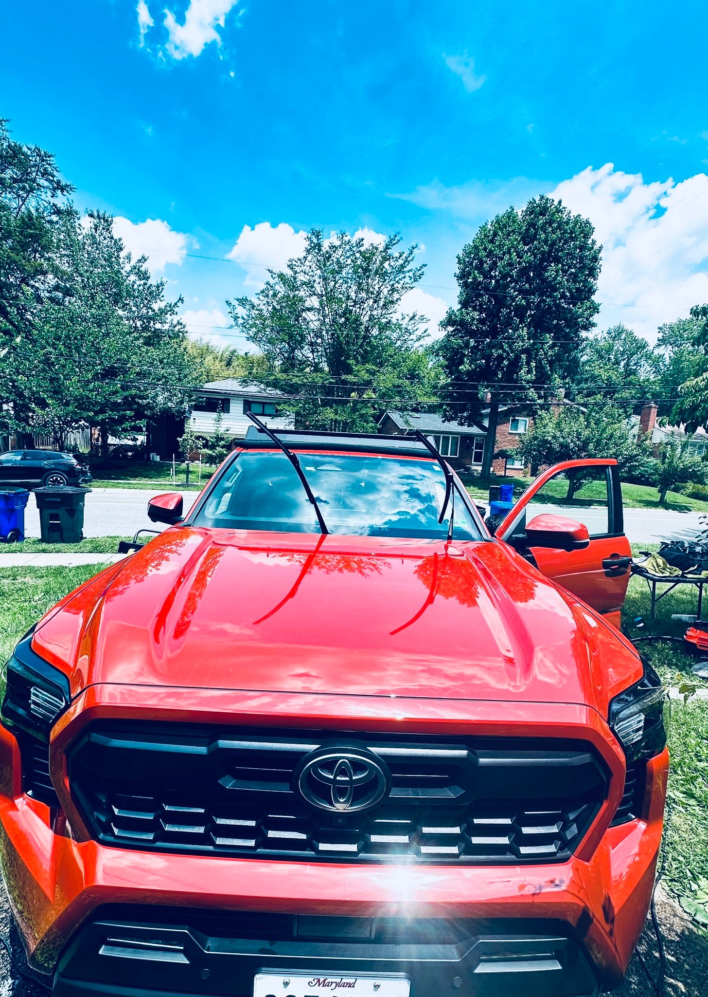 Glossy exterior car finish