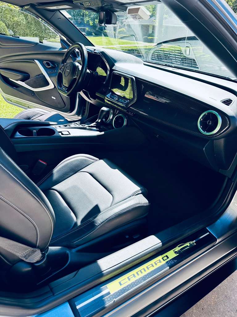 Premium mobile interior detailing